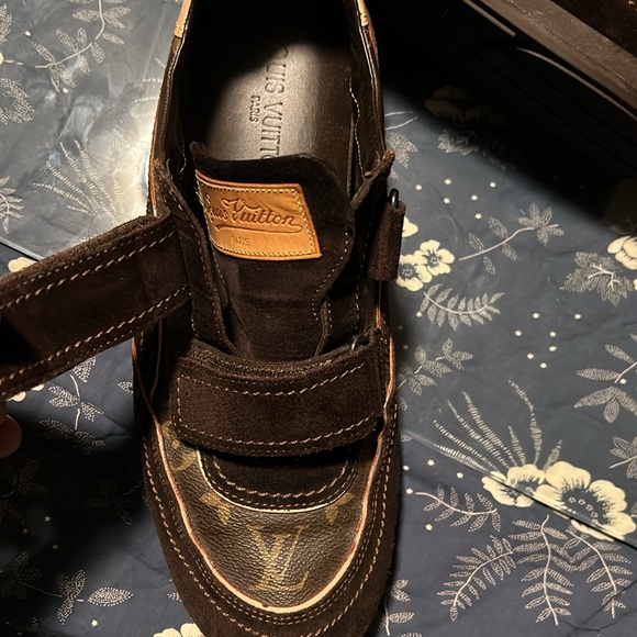 Men’s Louis Vuitton Sneakers size 8 - Picture 13 of 16